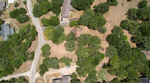 7917 Frst Vw Dr, Austin TX 78746-4521 exterior