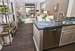 2701 Calvert St, Washington DC  20008-2617 exterior