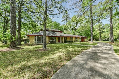 1211 Frst Cv Dr, Humble TX 77339-7504 exterior