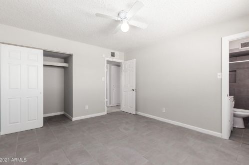 6110 Earll Dr, Phoenix AZ 85033-5841 exterior