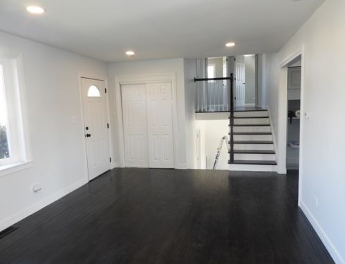 2713 Dana Ave, Waukegan IL 60087-3534 exterior