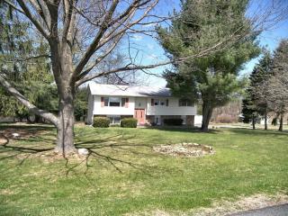 100 Belcher Rd, Hardwick, NJ 07825-2107