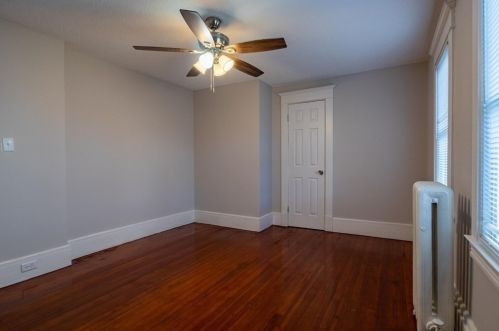 139 Berkshire Ave, Springfield MA  01109-1749 exterior