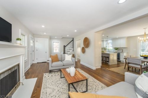 18 Kensington Ter, Maplewood NJ  07040-1323 exterior