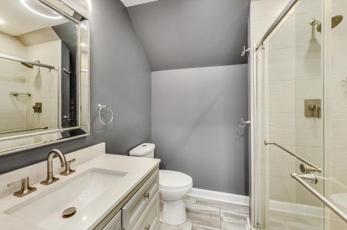 2623 Monticello Ave, Chicago IL 60618-5321 exterior