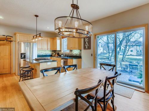 8932 Highview Ln, Saint Paul MN 55125-4921 exterior