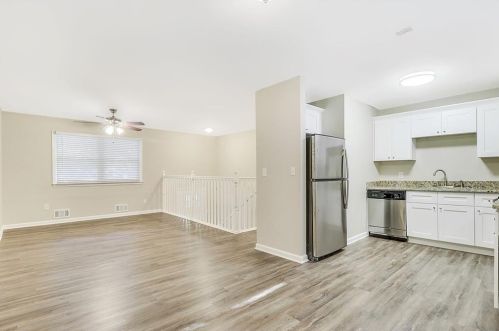 3798 Bakers Ferry Rd, Atlanta GA  30331-3715 exterior