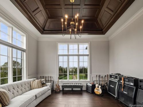 5105 Orch Rdg Dr, Rochester MI 48306-2398 exterior