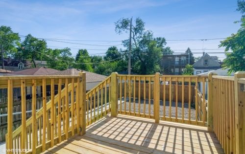 912 Monticello Ave, Chicago IL  60651-3949 exterior