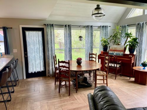 5060 Lancaster Rd, Hebron OH 43025-9780 exterior