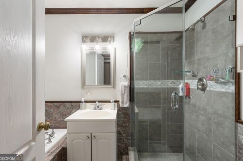 719 Hamilton Ave, Atlanta GA 30344-4144 exterior