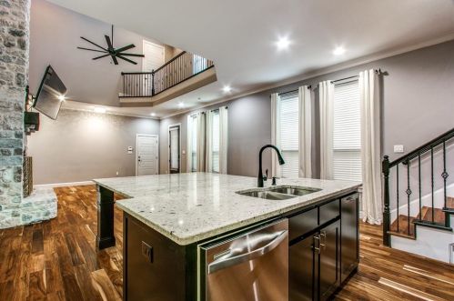 1925 Euclid Ave, Dallas TX  75206-7428 exterior