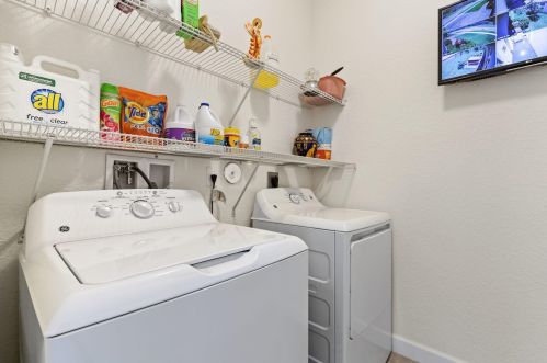 881 Bent Creek Dr, Fort Pierce FL  34947-1326 exterior