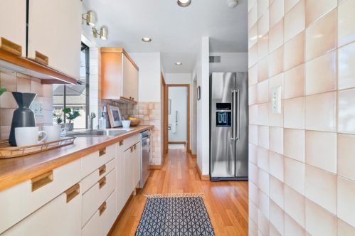 427 Riverview Ave, Capitola CA 95010-2757 exterior