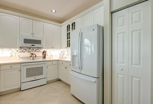 702 Southstar Dr, Fort Pierce FL 34949-9120 exterior