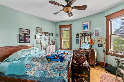 994 Burr St, Saint Paul MN 55130-3936 exterior