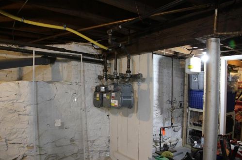 344 2nd Ave, Woonsocket RI 02895-4110 exterior