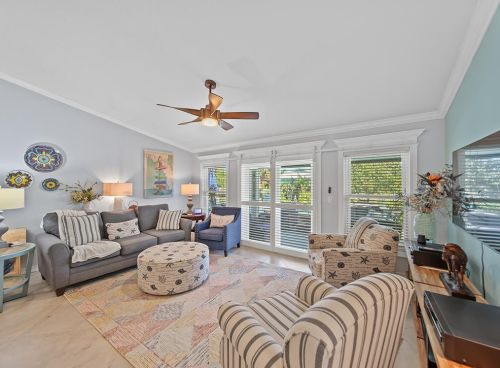 2097 Parrot St, Fort Pierce FL  34952-6758 exterior