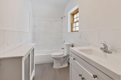 299 Grand St, Mount Vernon NY 10552-2209 exterior