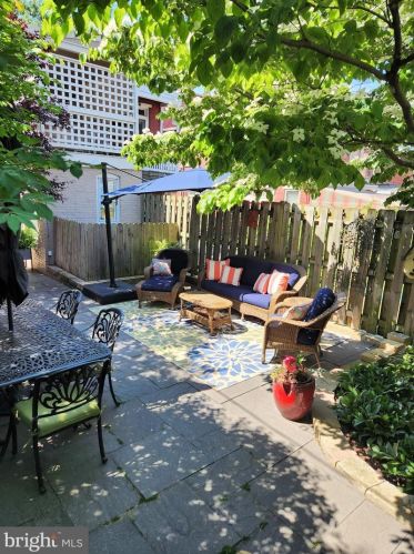 515 Chestnut St, Lancaster PA  17602-3018 exterior