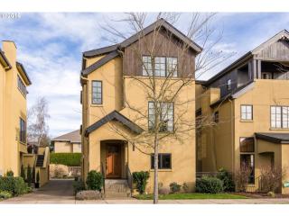 2915 Lord Byron Pl, Eugene OR  97408-4638 exterior