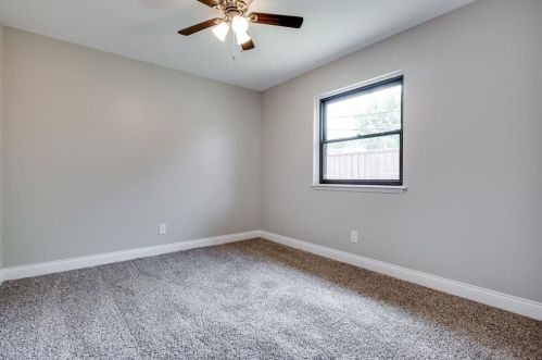 12304 Cedar Bend Dr, Dallas TX  75244-7009 exterior