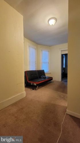 237 Spg St, Trenton NJ 08618-4836 exterior