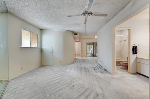 6303 5 Acre Wood St, Austin TX 78746-7125 exterior