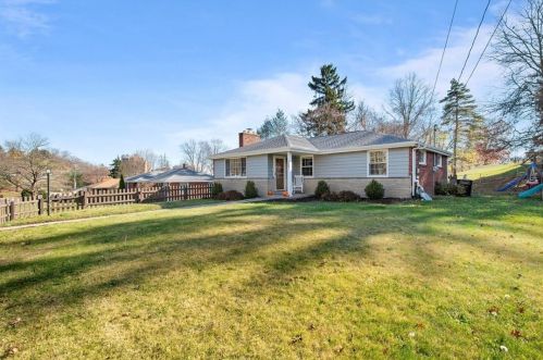 960 Whitley Dr, Pittsburgh PA 15237-5942 exterior