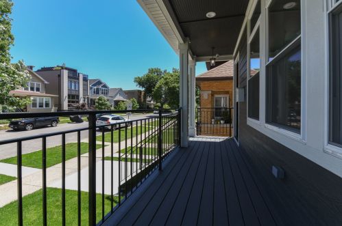 3642 Artesian Ave, Chicago IL  60618-4708 exterior