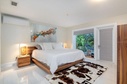 591 Luzon Ave, Tampa FL 33606-3623 exterior