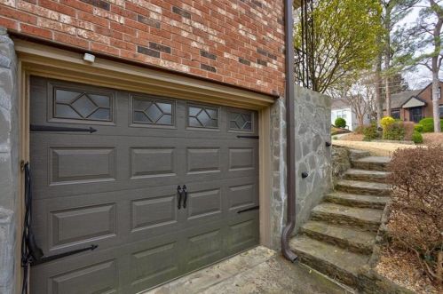 2476 Jefferson Ter, Atlanta GA  30344-2743 exterior