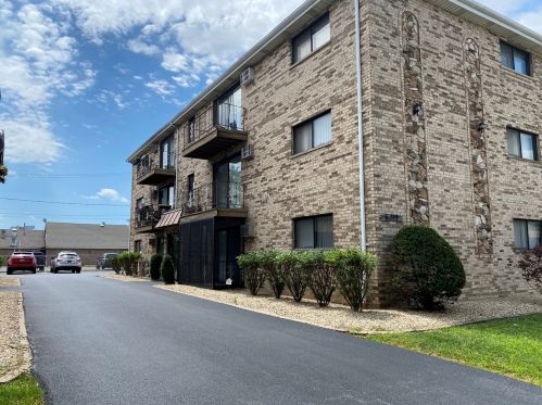 6319 64th Pl, Chicago IL  60638-5037 exterior