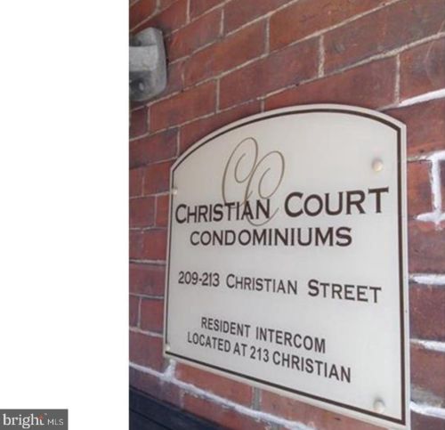 209 Christian St, Philadelphia PA 19147-4248 exterior