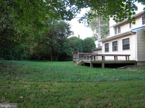 11311 Gainsborough Rd, Rockville MD  20854-3713 exterior