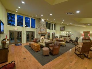 9401 Roberts Dr, Atlanta GA  30350-1500 exterior