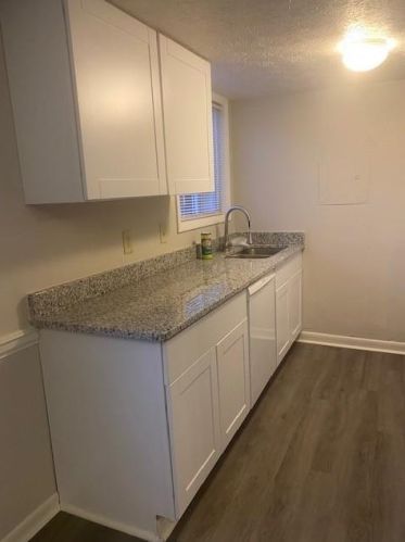 2952 Dekalb Dr, Atlanta, GA 30340-2204