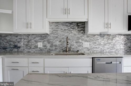 144 Levering St, Philadelphia PA  19127-1434 exterior