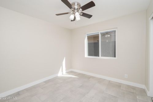 3824 Carol Ave, Phoenix AZ 85021-2091 exterior