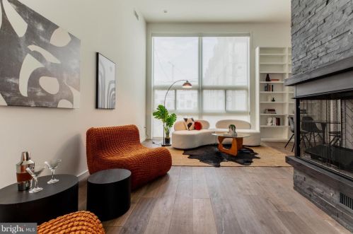 1112 Bodine St, Philadelphia PA 19122-0030 exterior