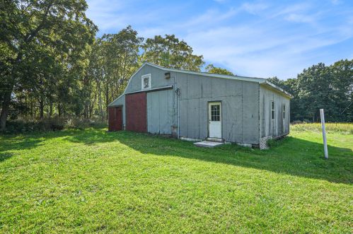 10075 Mason Dr, Grant MI 49327-9605 exterior