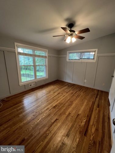 1807 Youngblood St, Mc Lean VA  22101-5244 exterior