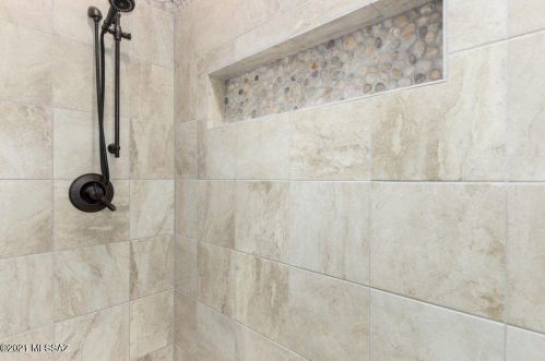 1660 King St, Tucson AZ 85749-8270 exterior