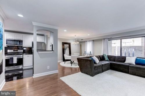 20 Monroe St, Rockville MD  20850-2519 exterior