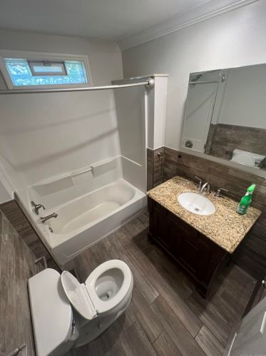 220 Michelson Rd, Rochester MI 48307-5335 exterior