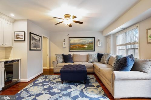 6316 Barrister Pl, Alexandria VA 22307-1214 exterior