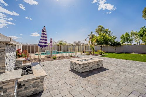 2883 Birchwood Pl, Chandler AZ 85249-5572 exterior