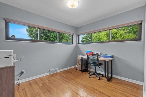 1134 Arrowood Dr, Pittsburgh PA 15243-1802 exterior