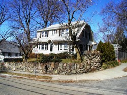 110 Prospect St, Newton, MA 02465-2311