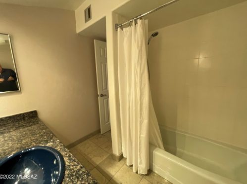 5373 Paseo De La Terraza, Tucson AZ 85750-6405 exterior